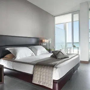 Hotel Waldorf ****